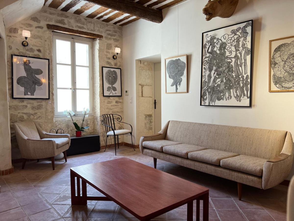 Le Regardeur Bed and Breakfast Saint-Rémy-de-Provence Εξωτερικό φωτογραφία