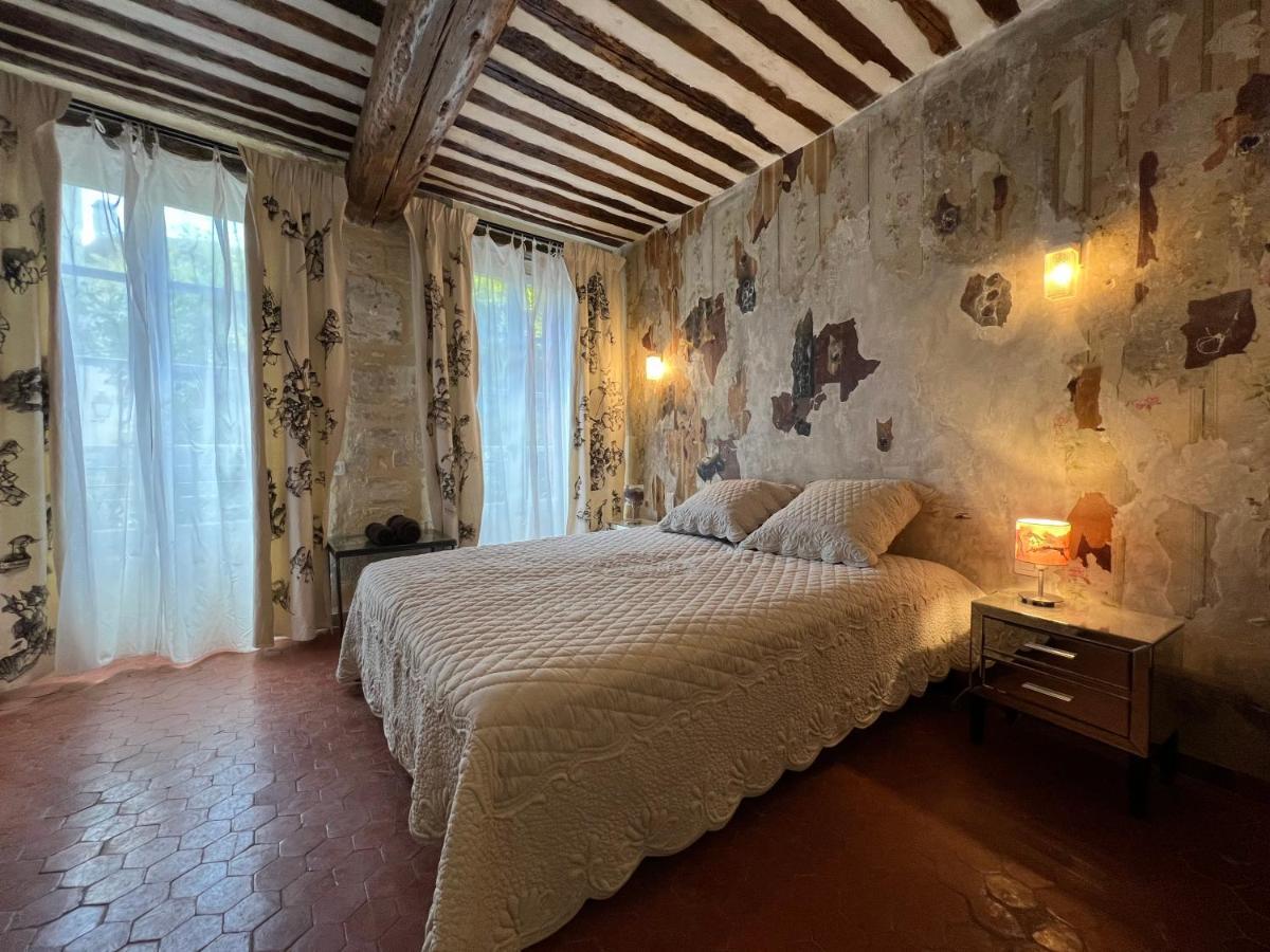 Le Regardeur Bed and Breakfast Saint-Rémy-de-Provence Εξωτερικό φωτογραφία